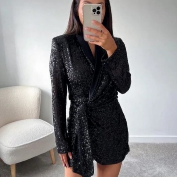 BLOGGER'S FAVE! Zara Black Sequin Mini Wrap Dress Sz XS NWT - Picture 14 of 15